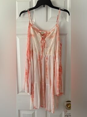 EXIST Coral Tie-Dye Lace Dress
